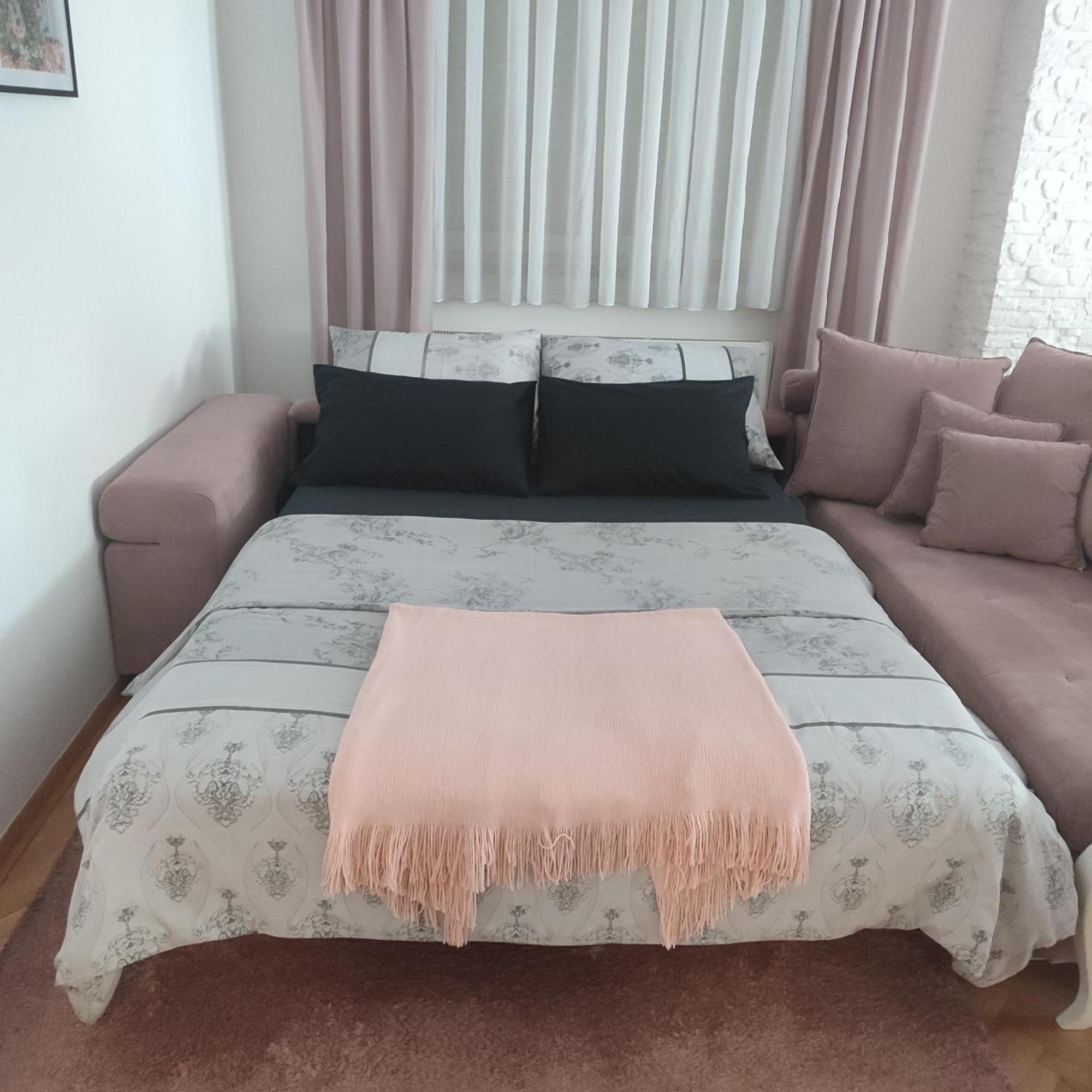 Apartman Jana Bijeljina Buitenkant foto
